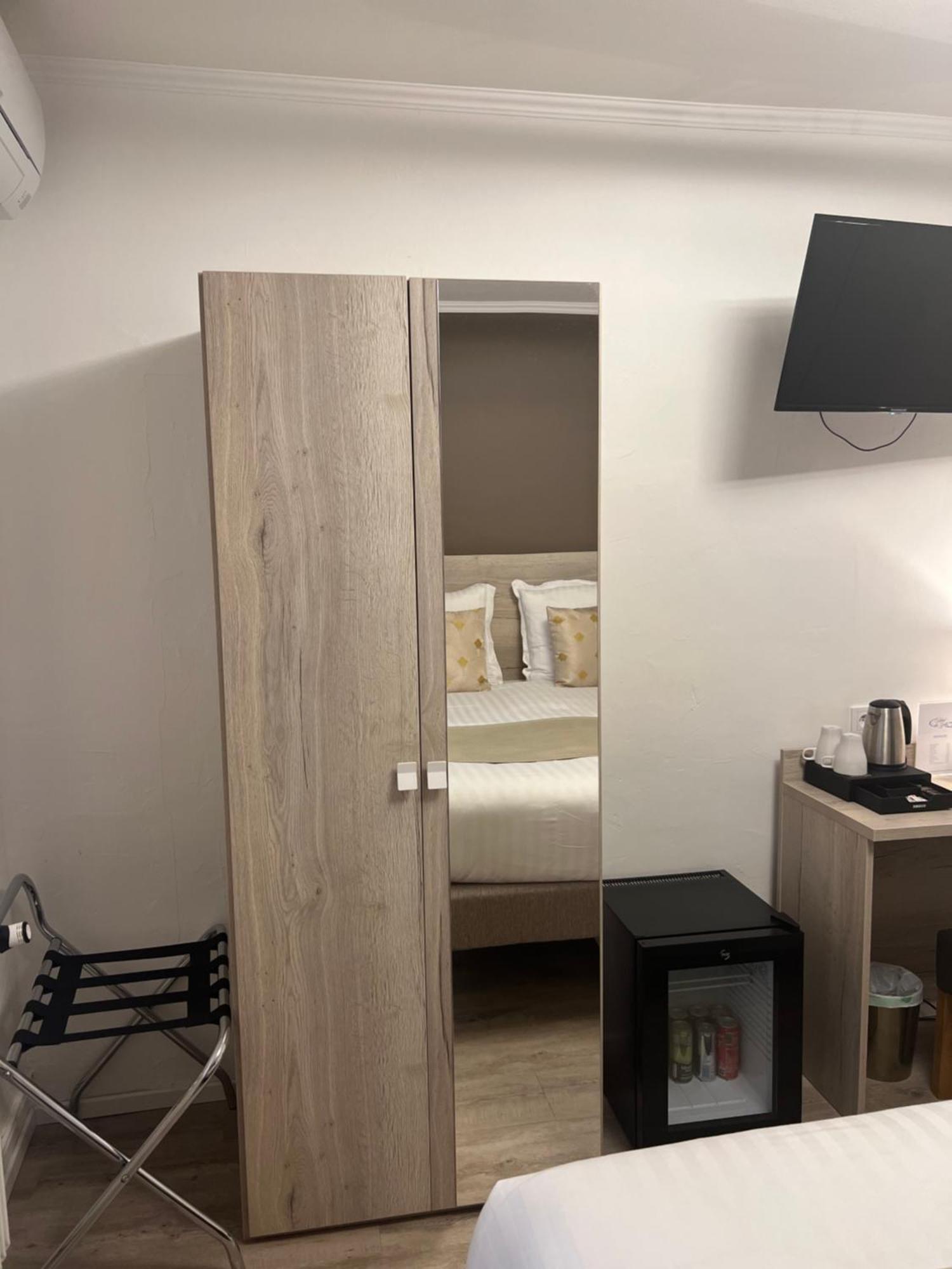 Hotel Du Golfe Sete-Balaruc Bagian luar foto